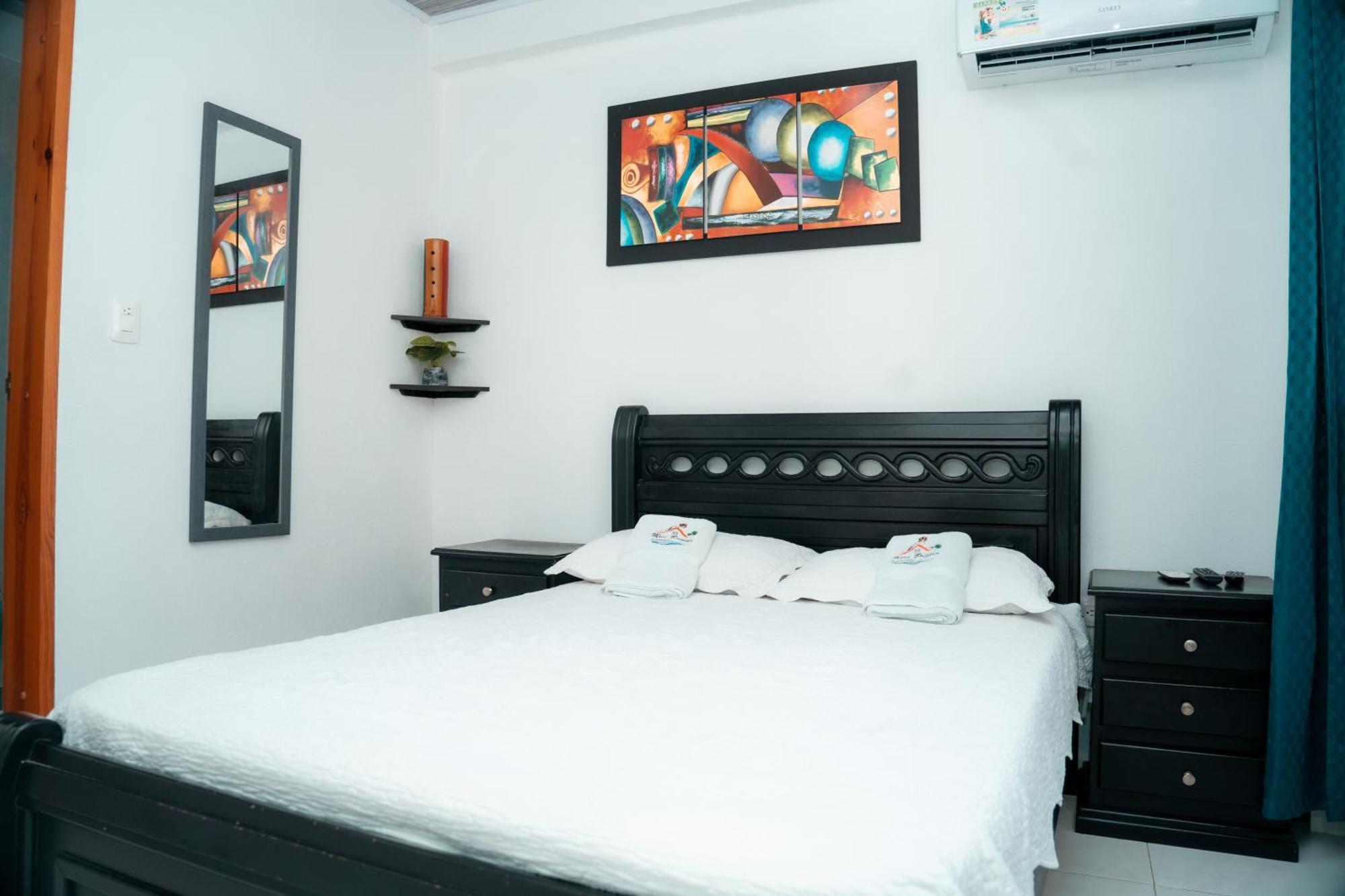 Apartamento Miss Brigida San Andres  Bagian luar foto